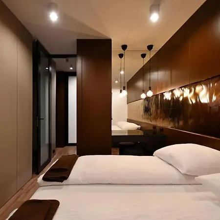 شقة Apartament Z Widokiem Na Park وودج