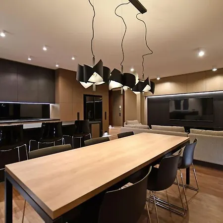 Apartment Apartament Z Widokiem Na Park Lodz (Lodz)