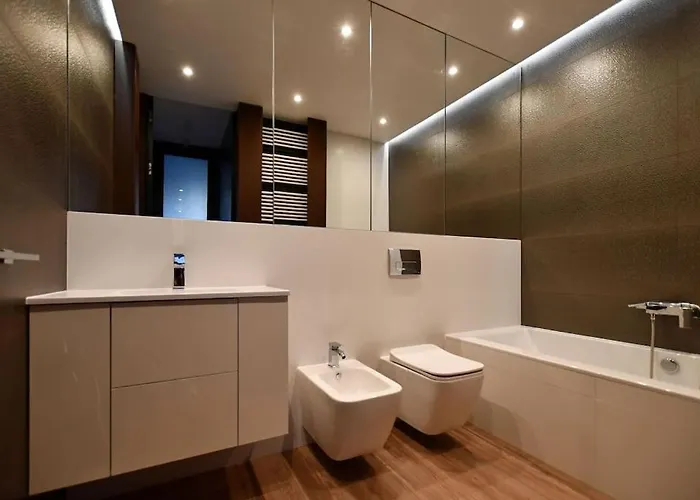 Apartament Z Widokiem Na Park شقة